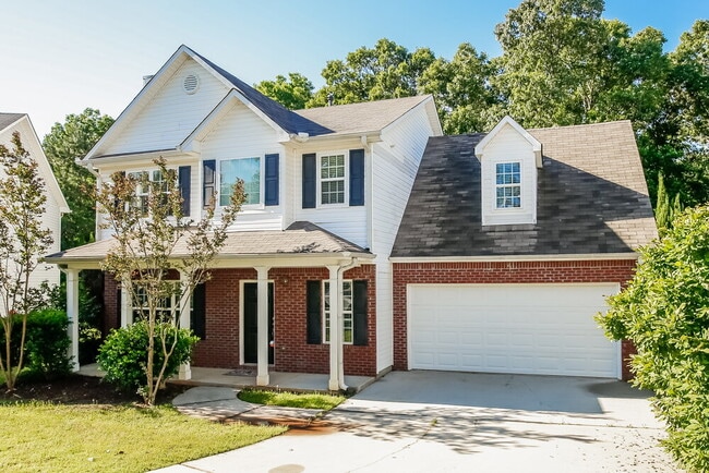 Building Photo - 1405 Buckingham Pl