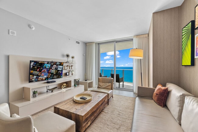 Building Photo - 4111 S Ocean Dr