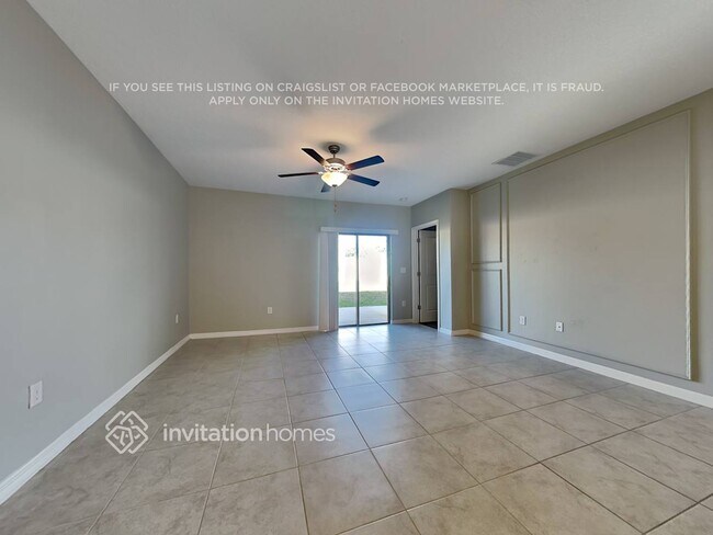 Building Photo - 11908 Miracle Mile Dr