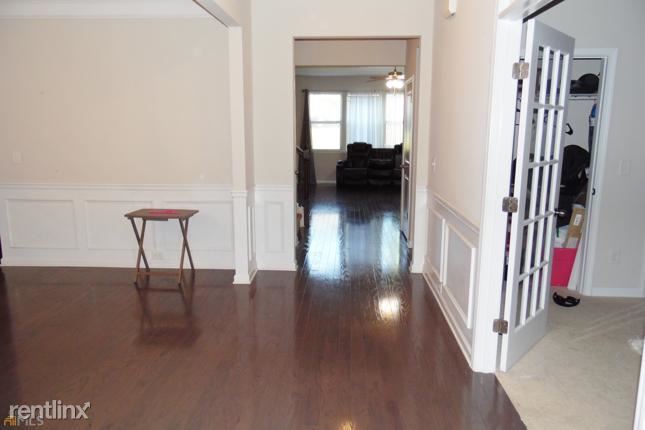 Foto del edificio - 4 br, 4 bath House - 325 R Hinton Chase Pa...
