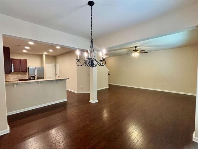 Foto del edificio - 1344 Brookmere Way