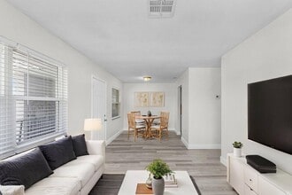 Building Photo - Paradise Palms Portfolio LLC