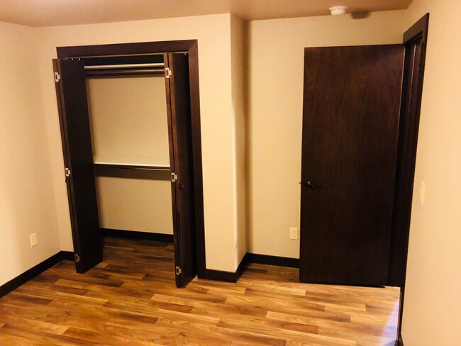 Building Photo - 2120 Rehberg Ln