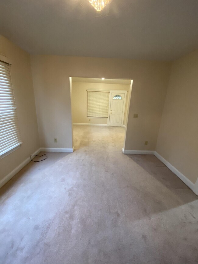 Building Photo - 2160 W 33rd St