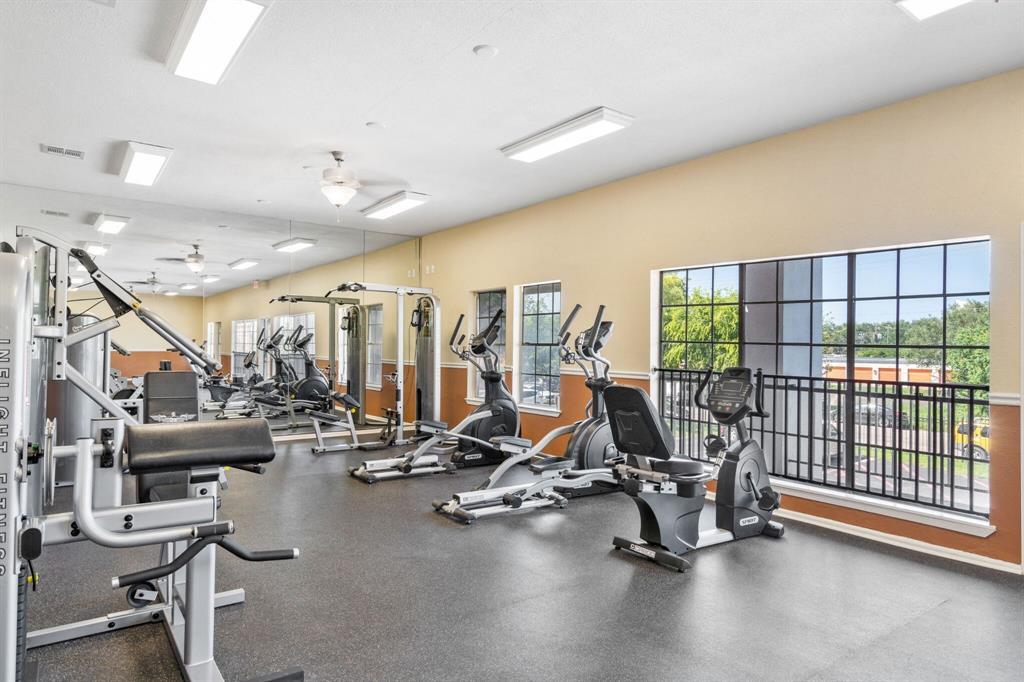 Foto principal - 6259 Westheimer Rd