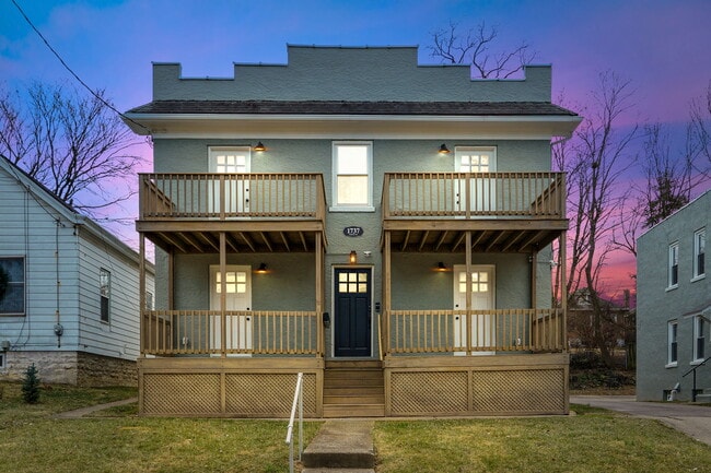 Photo - 1737 Lincoln Ave Apartments