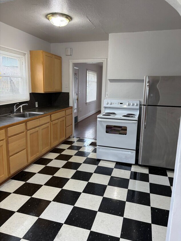 Foto principal - Beautiful Three-Bedroom House in the Piedmont Neighborhood