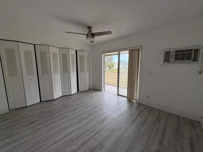 Foto del edificio - 374 Camden P