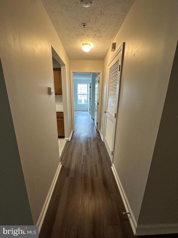 Foto del edificio - 25905 Ridge Manor Dr