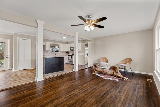 Foto del edificio - 136 Wessington Pl