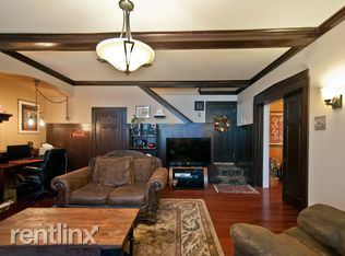Building Photo - 2219 Pillsbury Ave S