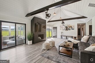 Building Photo - 120 Red Fox Run