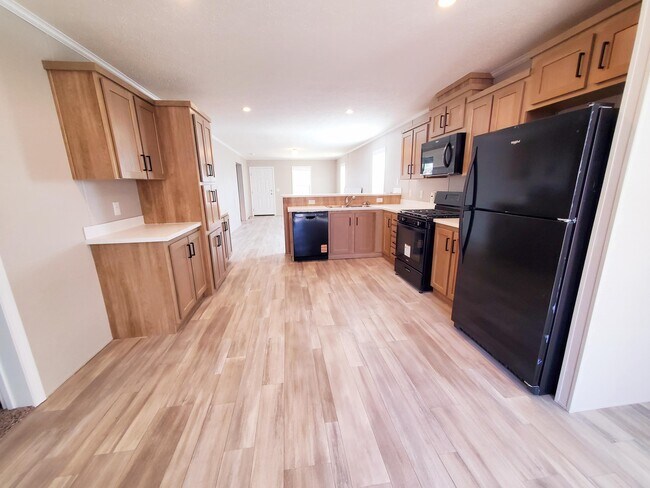 Building Photo - 9340 Starboard Dr