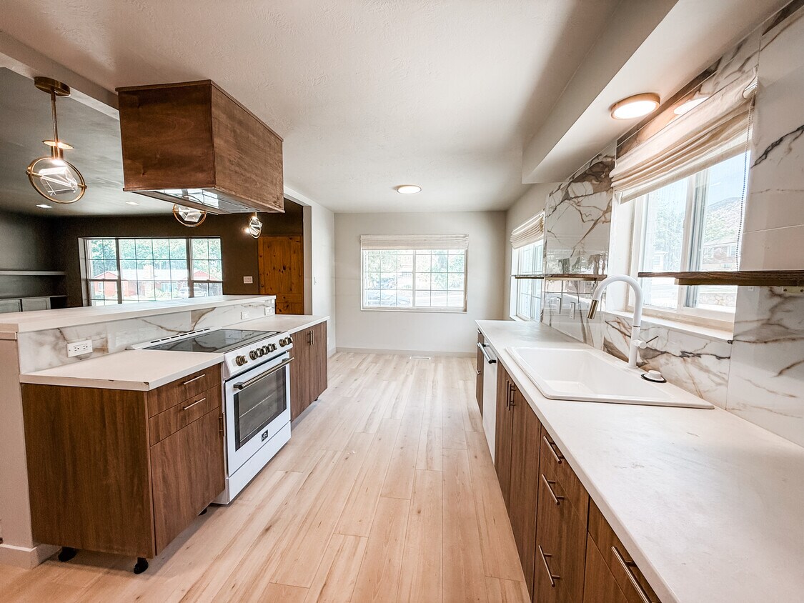 Foto principal - 1359 36th St