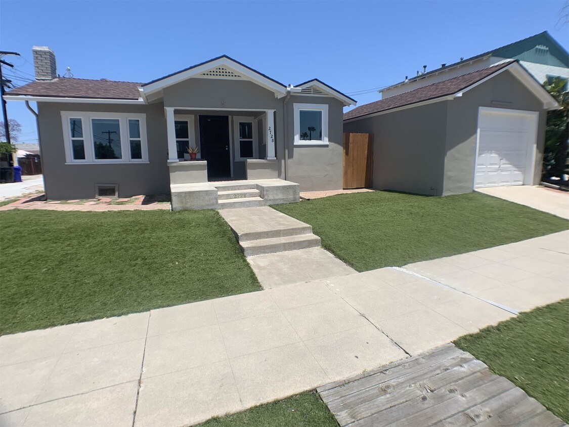 Foto principal - 2728 Collier Ave