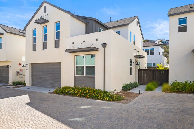 Building Photo - 1712 Whitmore Loop