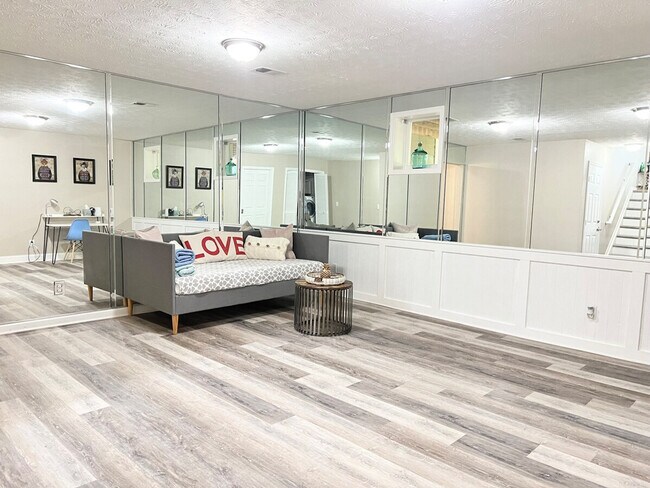 Foto del edificio - 1254 Township Dr