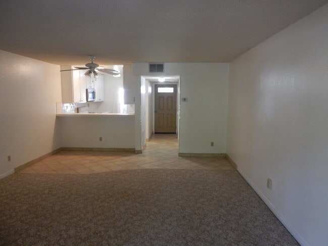 Building Photo - 7050 Shoup Ave