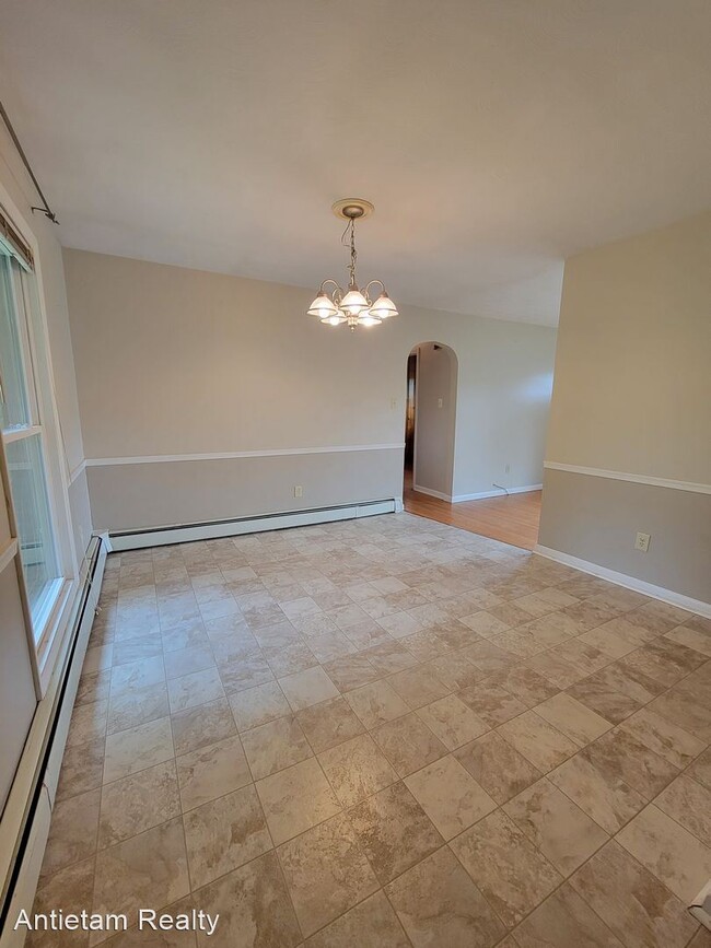 Building Photo - 3 br, 1 bath House - 2174 New Franklin Road