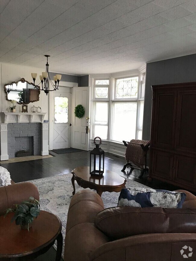 Apartments For Rent in Forestville NY with AC 2 Rentals