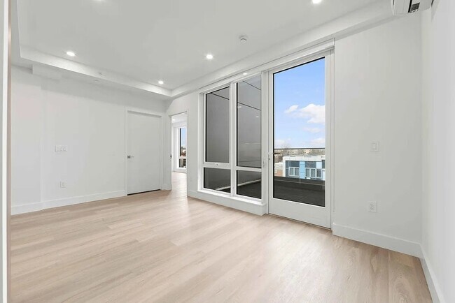 Foto del edificio - 45-10 215th Pl