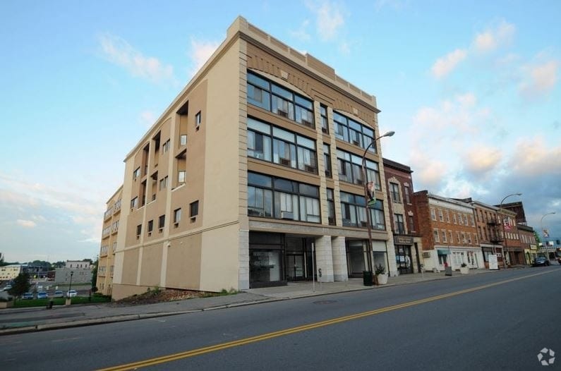 Primary Photo - Green Oak Stockade View Apartments