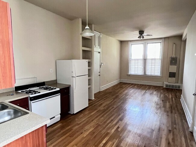 Foto del edificio - 2148 N Halsted St