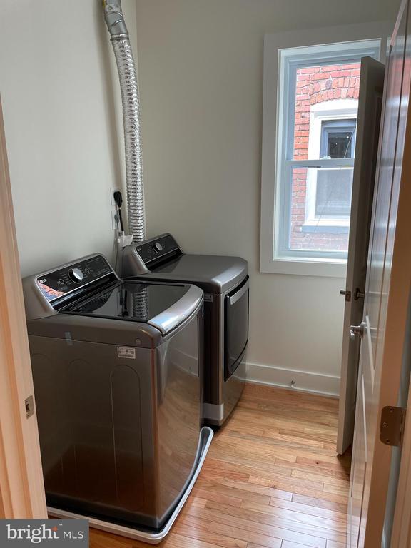Foto del edificio - 415 11th St NE