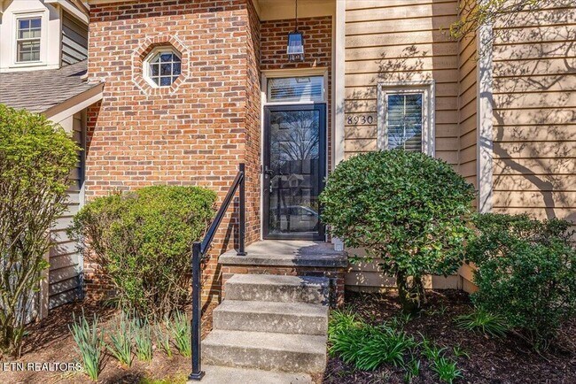 Building Photo - 8930 Wesley Pl