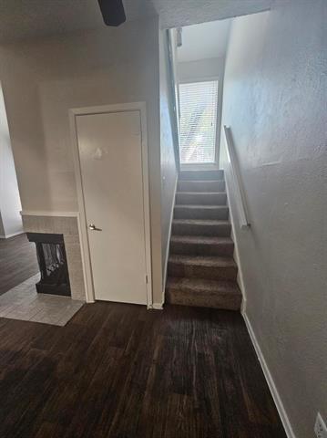 Foto del edificio - 2401 Forest Brook Ln