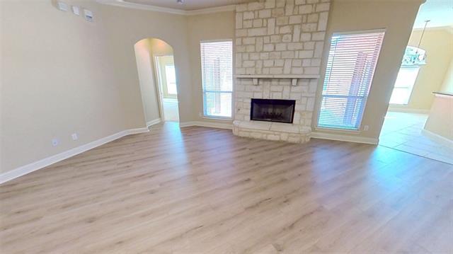 Foto del edificio - 4504 Woodcrest Ln