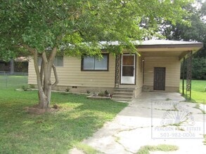 Building Photo - 1413 N Jeff Davis Ave