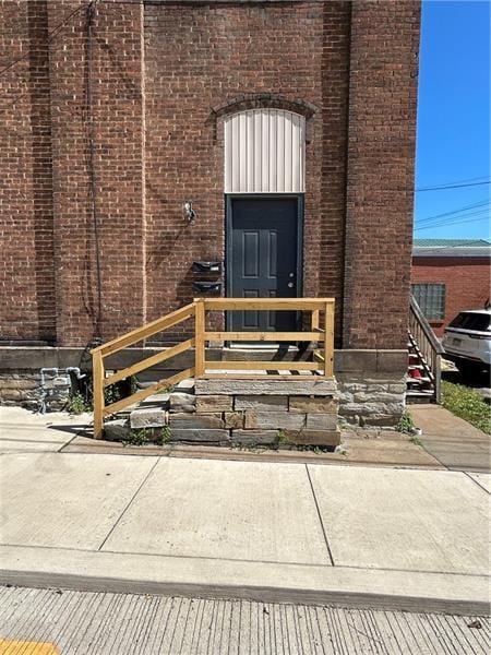 Building Photo - 192 W High St