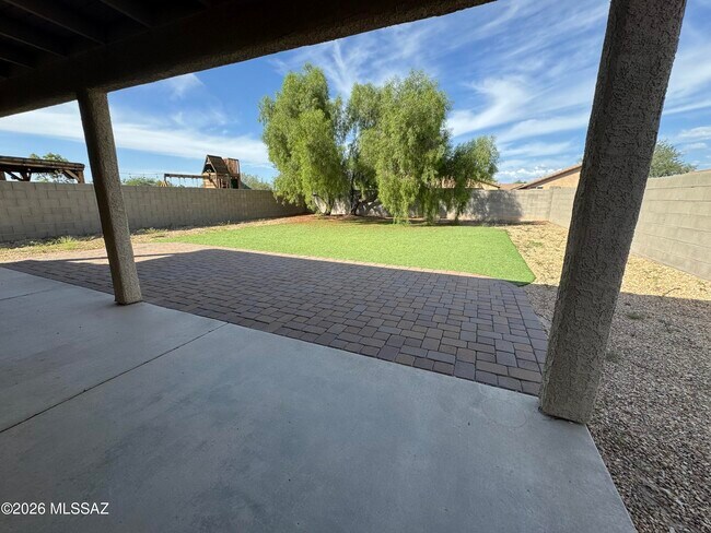 Building Photo - 6519 E Cooperstown Dr