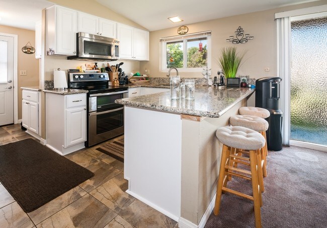 Building Photo - 13638 Estero Cir