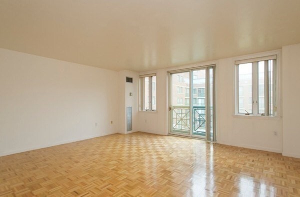 Foto del edificio - 10 Rogers St