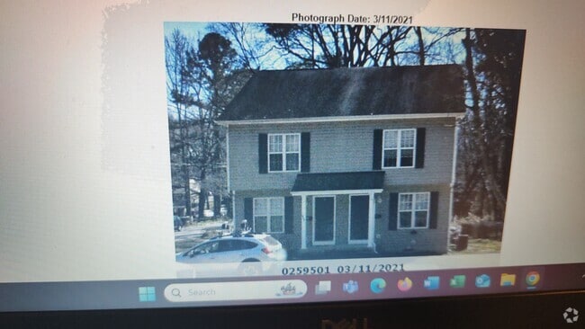 Building Photo - 432 Waldo St