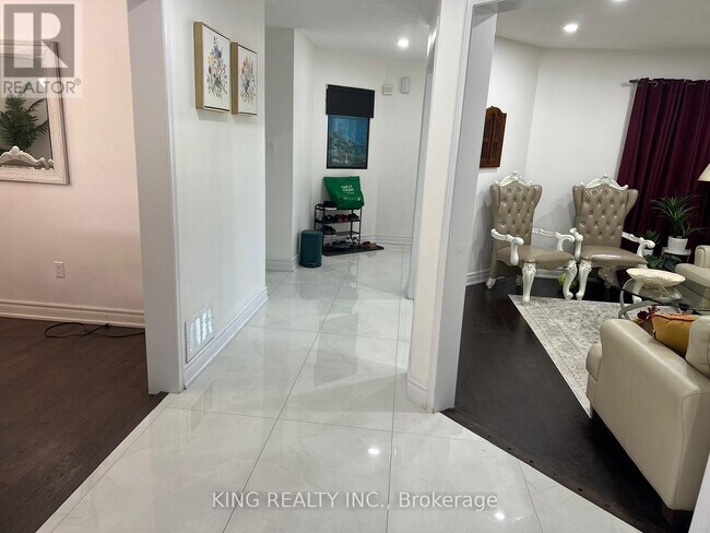 Photo du bâtiment - 36 Creekwood Dr