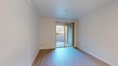 Interior Photo - River Terrace