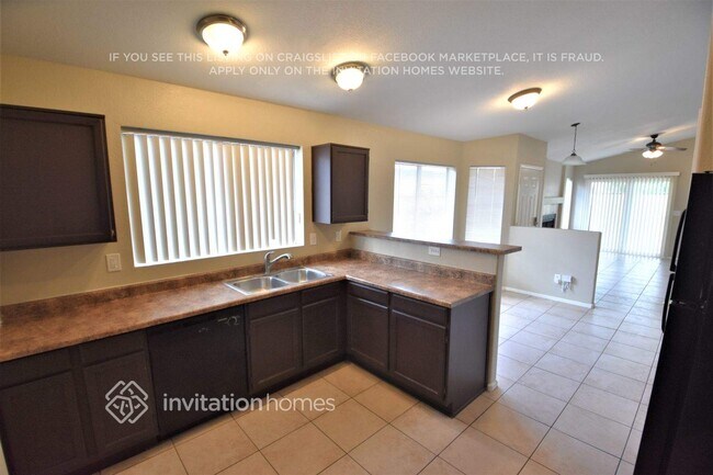 Foto del edificio - 11944 N 74th Ln