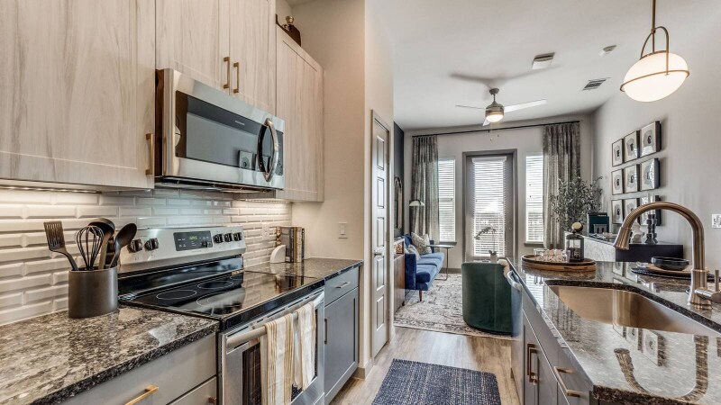 Foto principal - 2781 N Carroll Ave