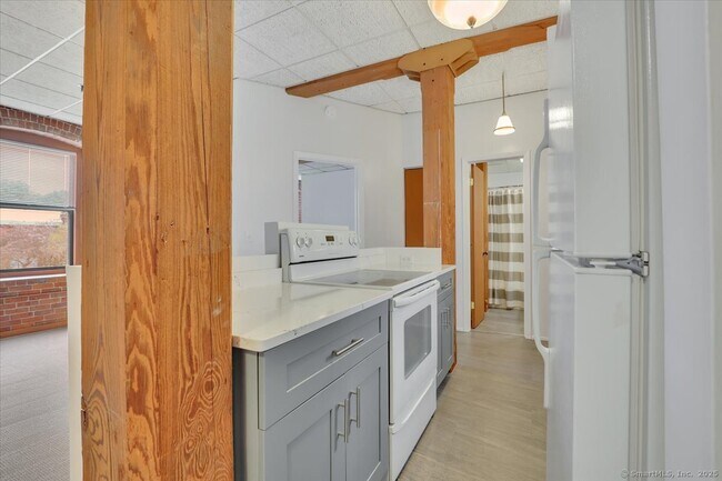 Foto del edificio - 222 Williams St E