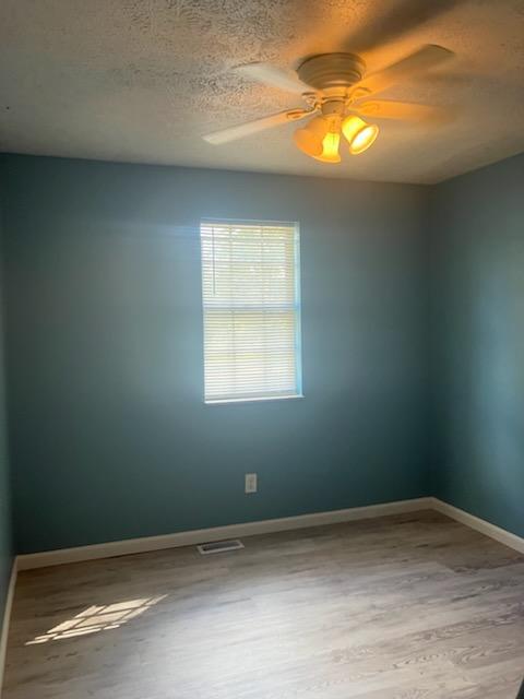 Foto del edificio - 22 Nassau Dr