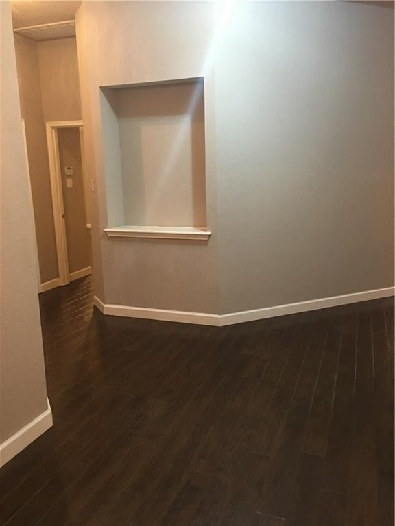 Foto del edificio - 10409 Huxley St