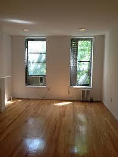 Building Photo - 239 E 77th St