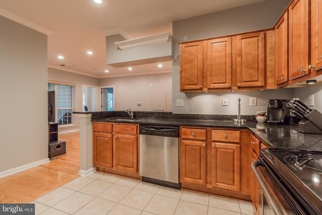 Building Photo - 4561 Strutfield Ln