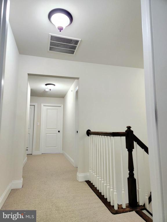 Foto del edificio - 12 Sassafras Ln