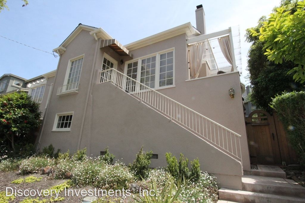 Primary Photo - 3 br, 1.5 bath House - 130 Nova Dr.