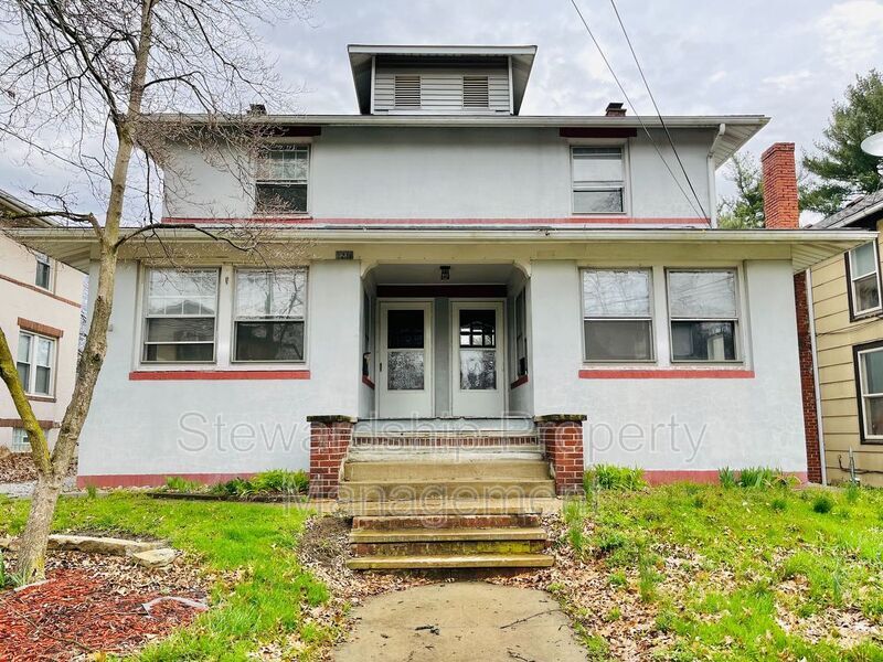 Primary Photo - 1236 North Ave NE
