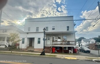 Building Photo - 570 Washington Ave